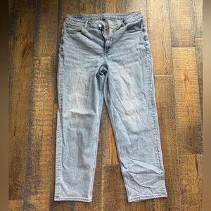 American Eagle Outfitters Women's Straight Leg Jeans